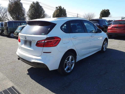 2015 BMW 2 Series 2C20[1]