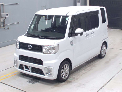 2022 Toyota Pixis Mega LA700A[0]