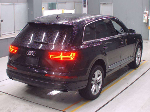 2017 Audi Q7 4MCREA[1]