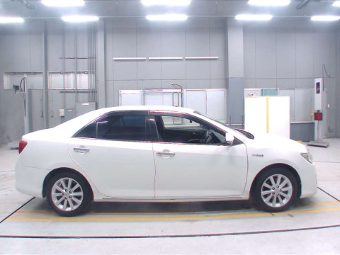 2013 Toyota Camry AVV50[2]