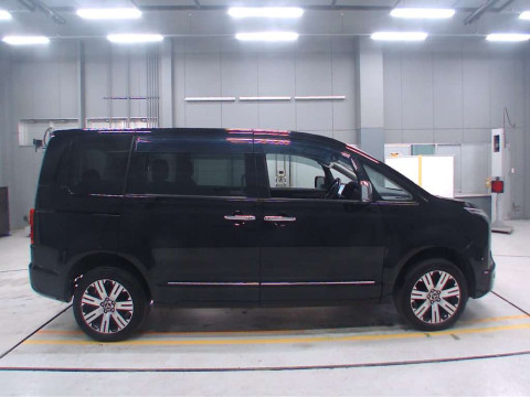 2019 Mitsubishi Delica D5 CV1W[2]