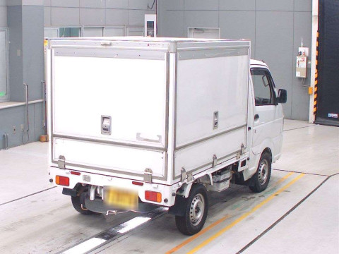 2015 Suzuki Carry Truck DA16T[1]