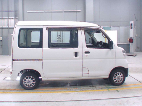 2021 Toyota Pixis Van S321M[2]