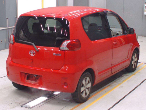 2012 Toyota Porte NNP11[1]