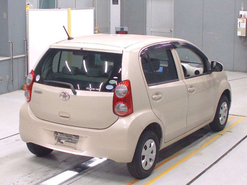 2014 Toyota Passo KGC30[1]