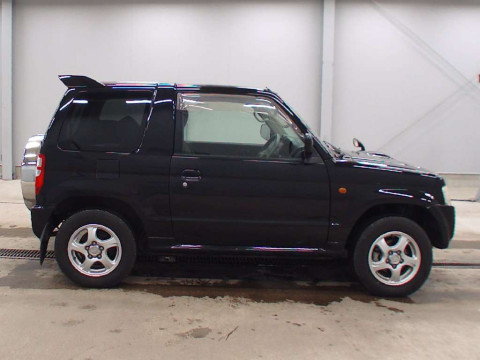 2008 Mitsubishi Pajero Mini H58A[2]