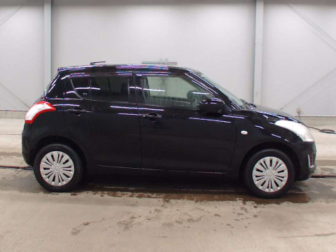 2014 Suzuki Swift ZD72S[2]