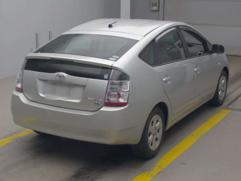 2005 Toyota Prius NHW20[1]