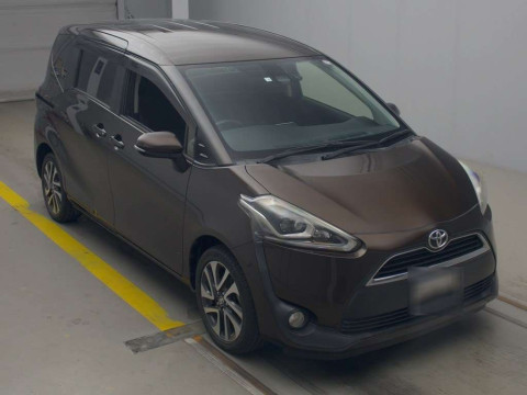 2016 Toyota Sienta NSP170G[2]