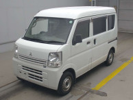 2015 Mitsubishi Minicab Van