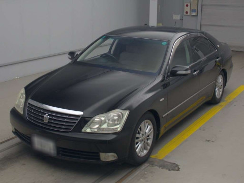 2004 Toyota Crown GRS182[0]