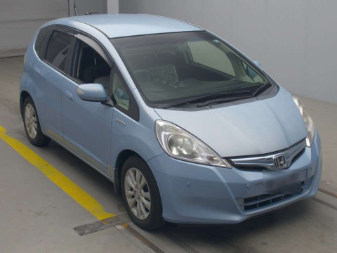 2012 Honda Fit Hybrid GP1[2]