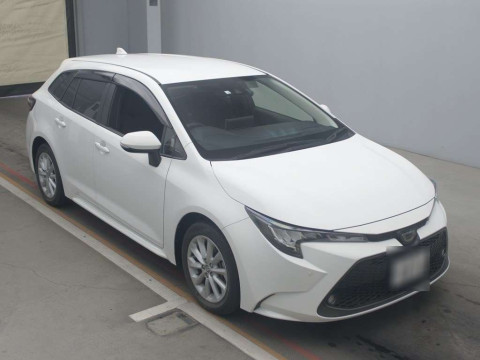 2020 Toyota Corolla Touring Wagon ZRE212W[2]