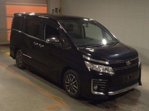 2015 Toyota Voxy ZRR80W[2]