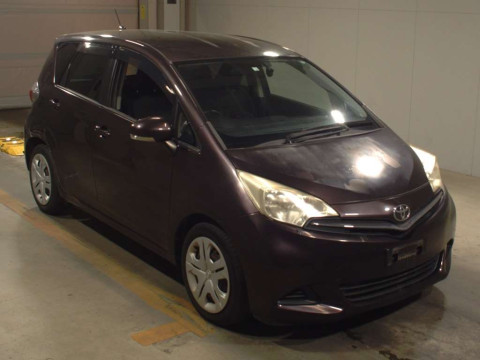 2012 Toyota Ractis NCP120[2]