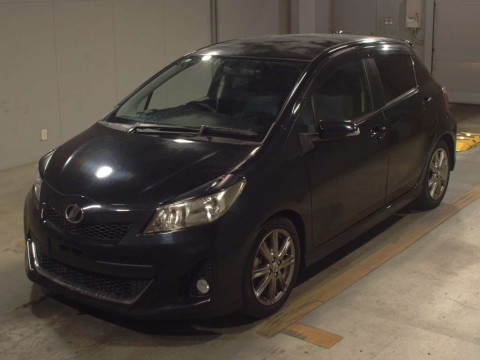 2011 Toyota Vitz NCP131[0]