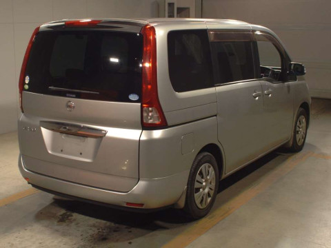 2010 Nissan Serena C25[1]