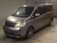 2010 Nissan Serena