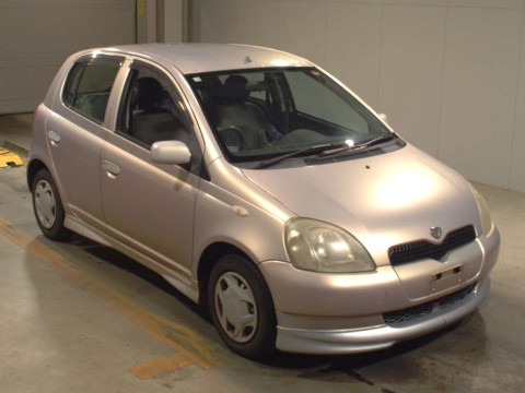 2000 Toyota Vitz SCP10[2]