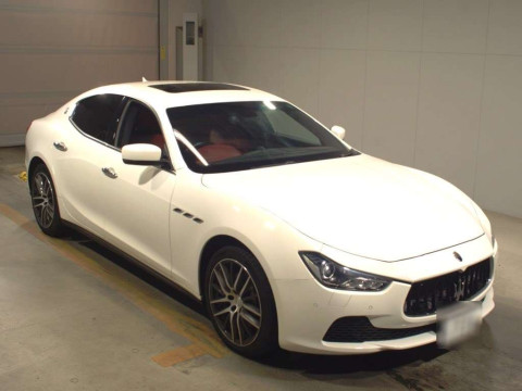 2014 Maserati Ghibli MG30B[2]