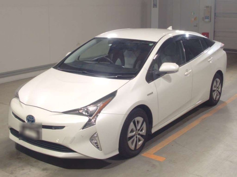 2016 Toyota Prius ZVW51[0]