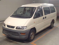 2000 Mitsubishi Delica Spacegear