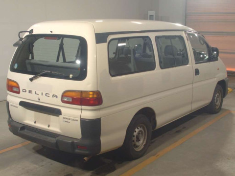 2000 Mitsubishi Delica Spacegear PC4W[1]