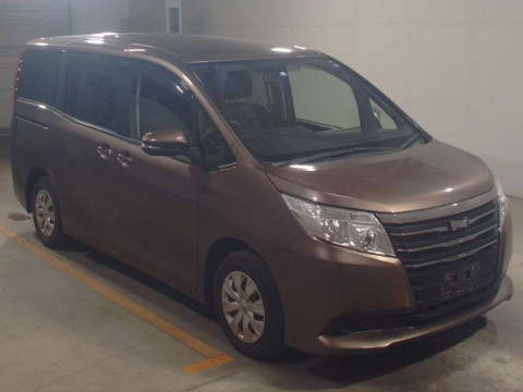 2014 Toyota Noah ZRR80G[2]