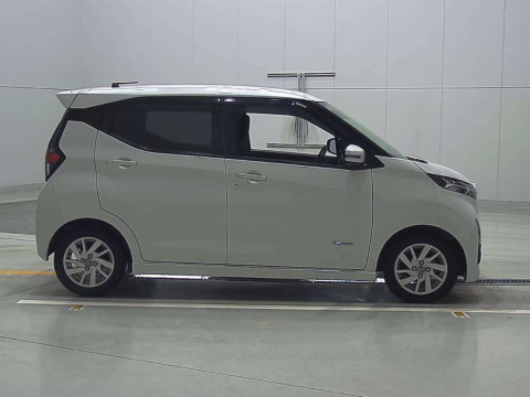 2020 Nissan DAYZ B44W[2]