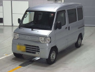 2013 Mitsubishi Minicab Van