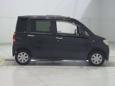 2010 Daihatsu Tanto exe L455S[2]