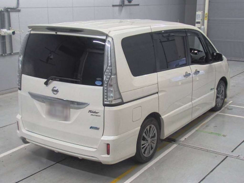 2014 Nissan Serena HC26[1]