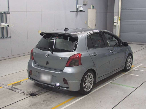 2006 Toyota Vitz NCP91[1]