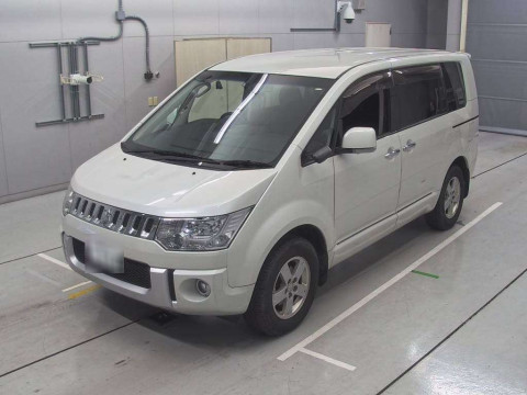 2015 Mitsubishi Delica D5 CV2W[0]