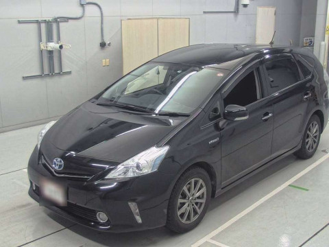 2014 Toyota Prius alpha ZVW41W[0]