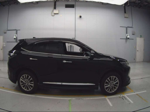 2014 Toyota Harrier ZSU60W[2]