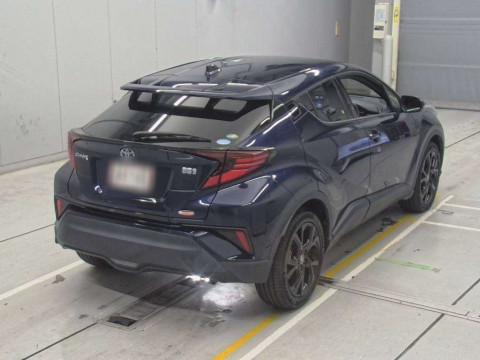 2021 Toyota C-HR ZYX11[1]