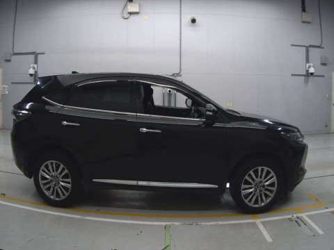 2016 Toyota Harrier ZSU60W[2]