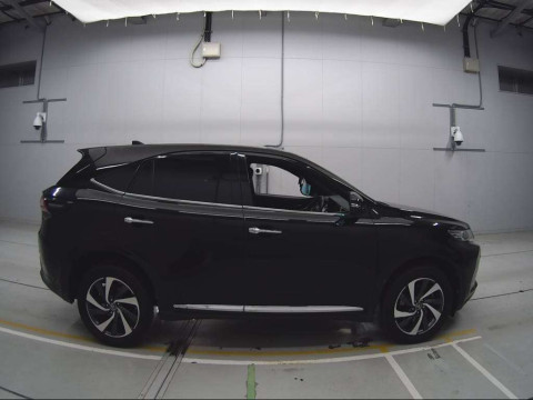 2017 Toyota Harrier ASU60W[2]