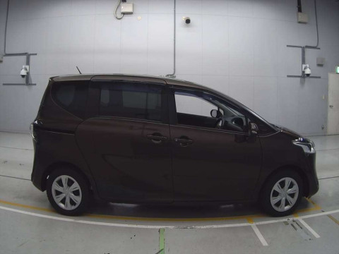 2019 Toyota Sienta NSP170G[2]