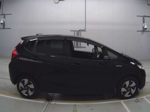 2014 Honda Fit Hybrid GP5[2]