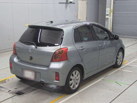 2009 Toyota Vitz SCP90[1]