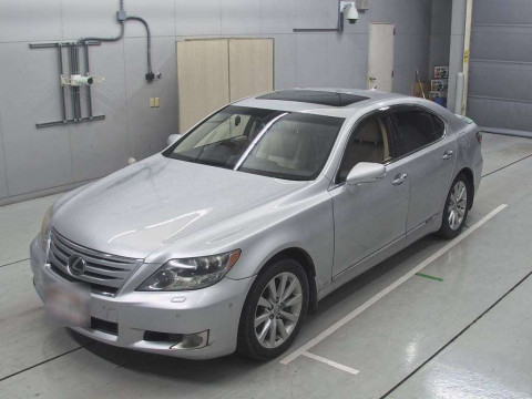 2010 Lexus LS UVF45[0]