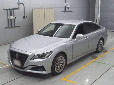 2019 Toyota Crown Hybrid AZSH20[0]