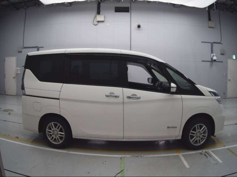 2018 Nissan Serena HC27[2]