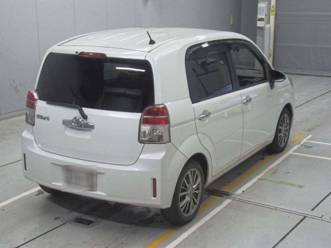 2014 Toyota Spade NCP141[1]