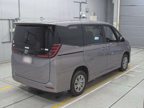 2023 Toyota Noah MZRA95W[1]