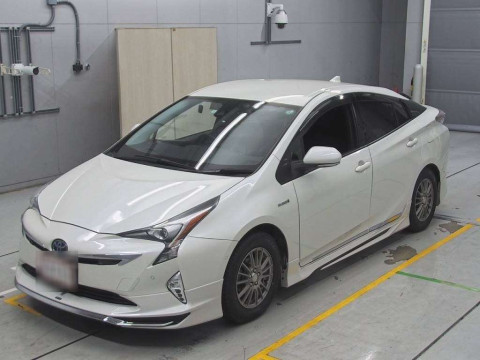 2018 Toyota Prius ZVW55[0]