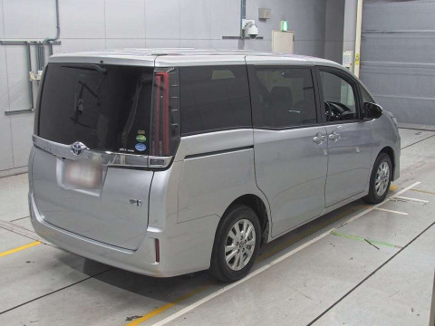 2020 Toyota Noah ZWR80G[1]