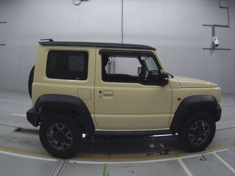 2022 Suzuki Jimny Sierra JB74W[2]